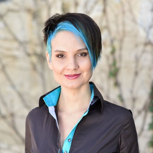 Irena Zatloukalová: Jak vytěžit z IT eventů maximum: Strategie pro introverty (i extroverty)